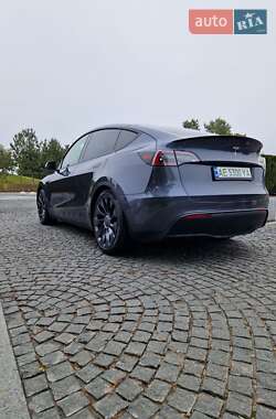 Внедорожник / Кроссовер Tesla Model Y 2022 в 