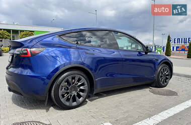 Позашляховик / Кросовер Tesla Model Y 2021 в 