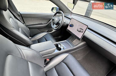 Позашляховик / Кросовер Tesla Model Y 2021 в 