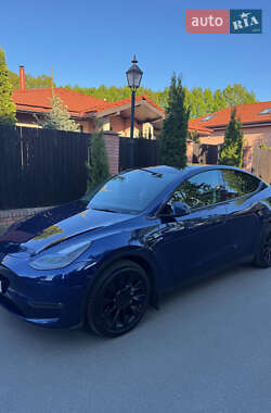 Позашляховик / Кросовер Tesla Model Y 2022 в 