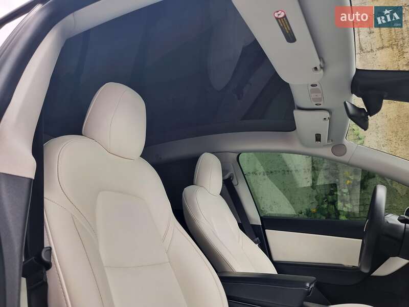 Позашляховик / Кросовер Tesla Model Y 2021 в Хмельницькому