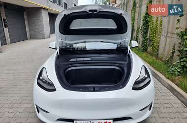 Позашляховик / Кросовер Tesla Model Y 2021 в 