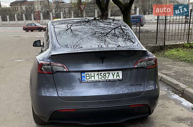 Внедорожник / Кроссовер Tesla Model Y 2020 в 