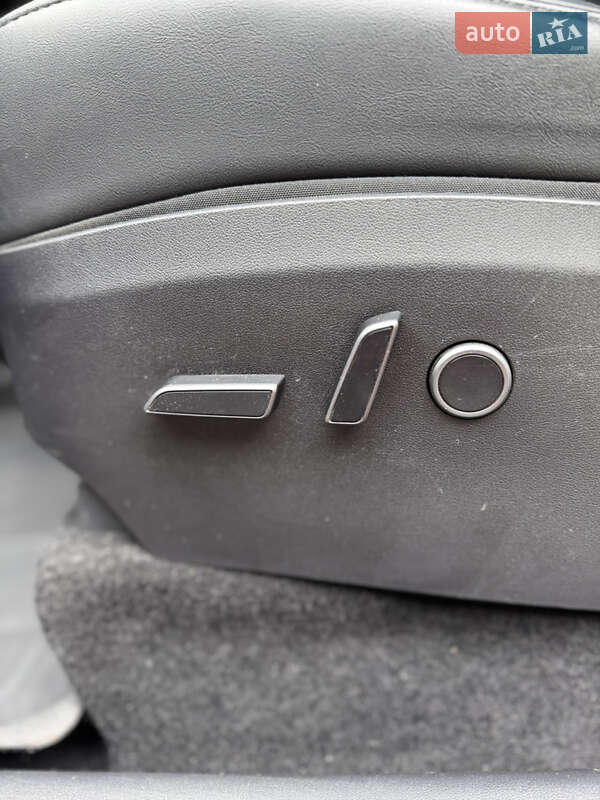 Внедорожник / Кроссовер Tesla Model Y 2023 в Межгорье
