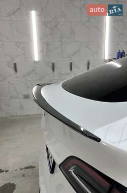 Внедорожник / Кроссовер Tesla Model Y 2024 в 