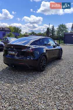 Внедорожник / Кроссовер Tesla Model Y 2022 в 
