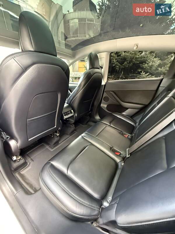 Внедорожник / Кроссовер Tesla Model Y 2022 в Запорожье