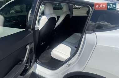 Внедорожник / Кроссовер Tesla Model Y 2022 в 