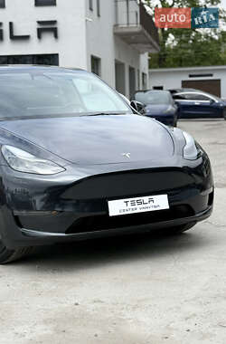 Внедорожник / Кроссовер Tesla Model Y 2024 в 