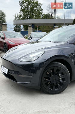 Внедорожник / Кроссовер Tesla Model Y 2024 в 