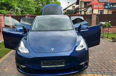 Внедорожник / Кроссовер Tesla Model Y 2023 в 