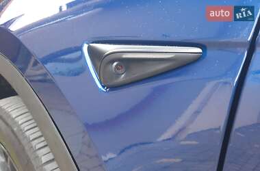 Внедорожник / Кроссовер Tesla Model Y 2023 в 