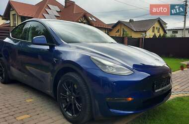 Внедорожник / Кроссовер Tesla Model Y 2023 в 