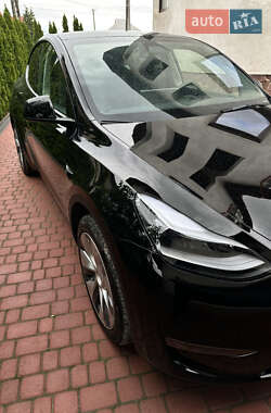 Внедорожник / Кроссовер Tesla Model Y 2023 в 