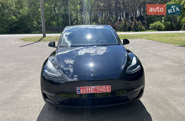 Внедорожник / Кроссовер Tesla Model Y 2024 в 