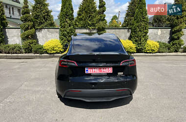 Внедорожник / Кроссовер Tesla Model Y 2024 в 