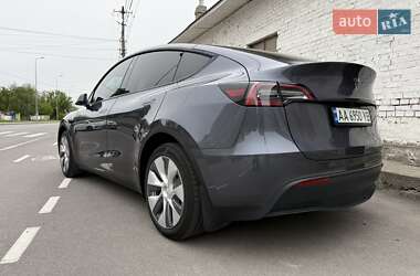 Позашляховик / Кросовер Tesla Model Y 2023 в 