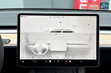 Внедорожник / Кроссовер Tesla Model Y 2024 в 