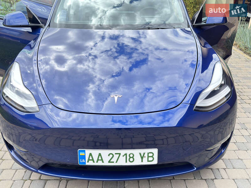 Внедорожник / Кроссовер Tesla Model Y 2021 в Киеве
