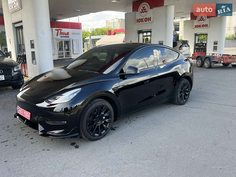 Внедорожник / Кроссовер Tesla Model Y 2023 в Днепре