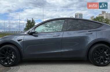 Внедорожник / Кроссовер Tesla Model Y 2023 в 