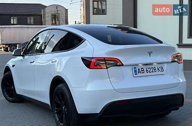 Внедорожник / Кроссовер Tesla Model Y 2021 в 