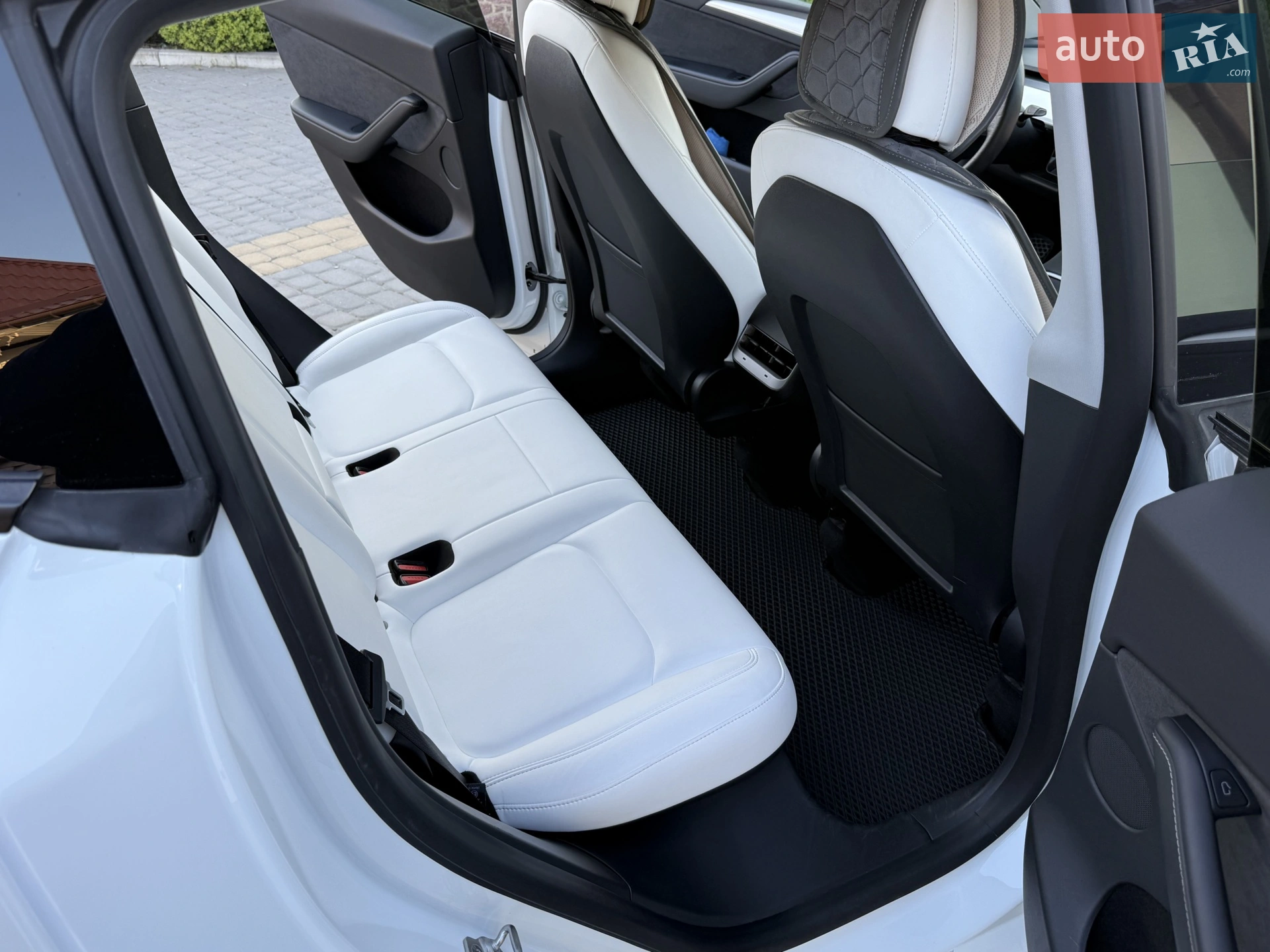 2021 Tesla Model Y - мініатюра 22