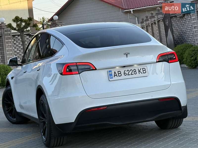 Внедорожник / Кроссовер Tesla Model Y 2021 в Виннице