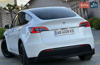 Внедорожник / Кроссовер Tesla Model Y 2021 в 