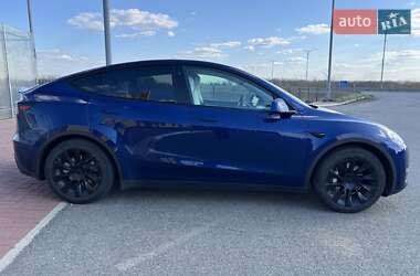 Внедорожник / Кроссовер Tesla Model Y 2021 в 