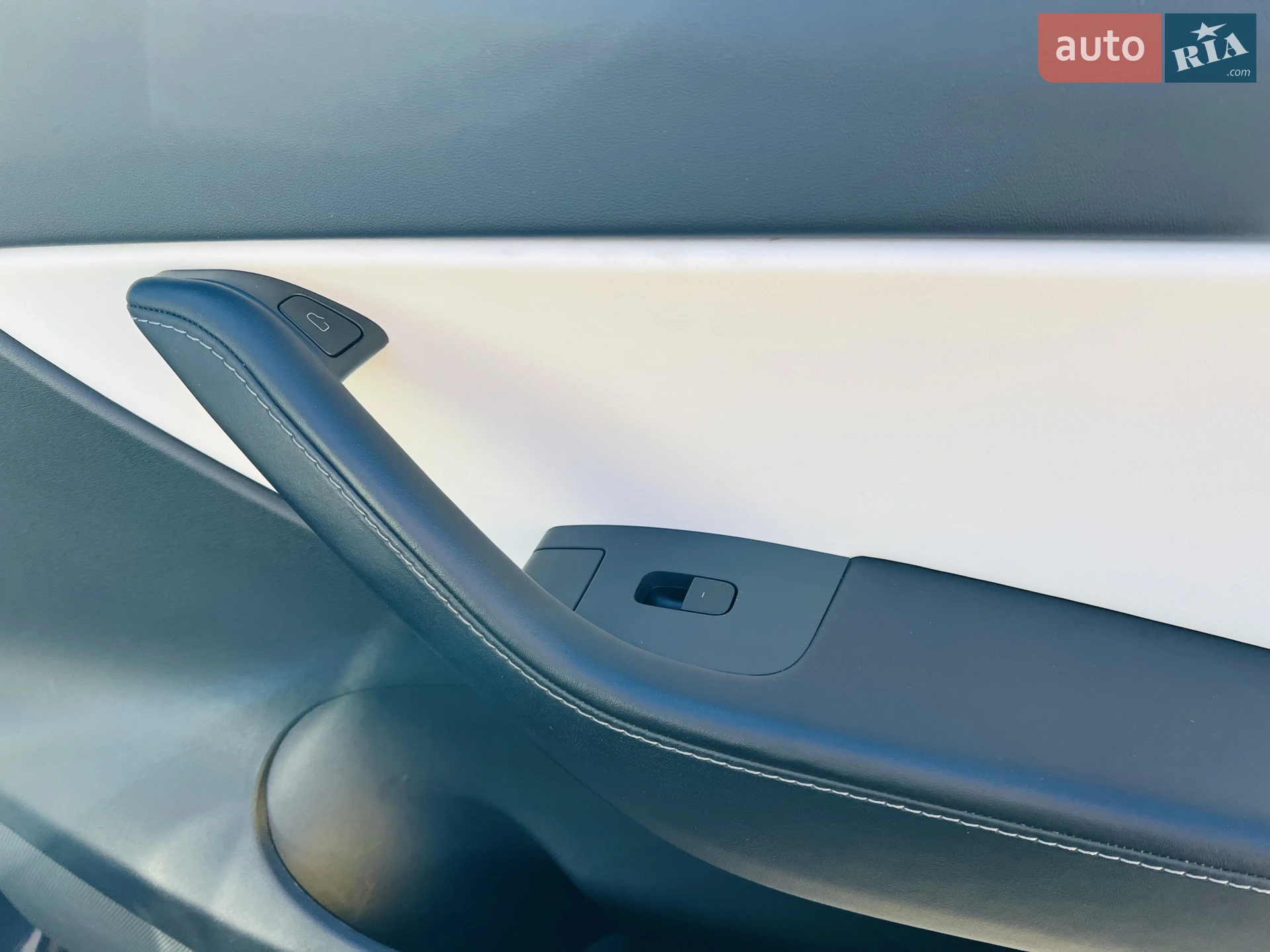 2021 Tesla Model Y - мініатюра 17