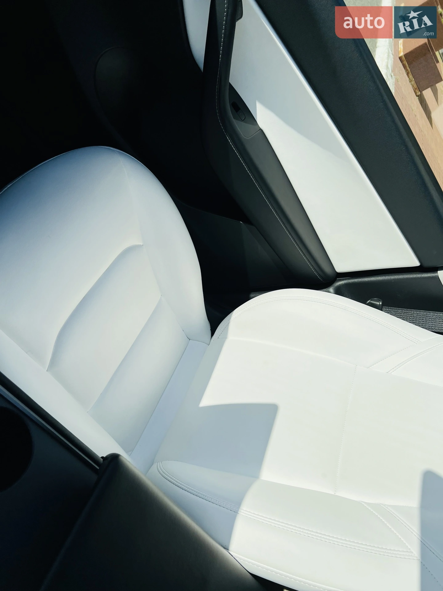 2021 Tesla Model Y - мініатюра 19