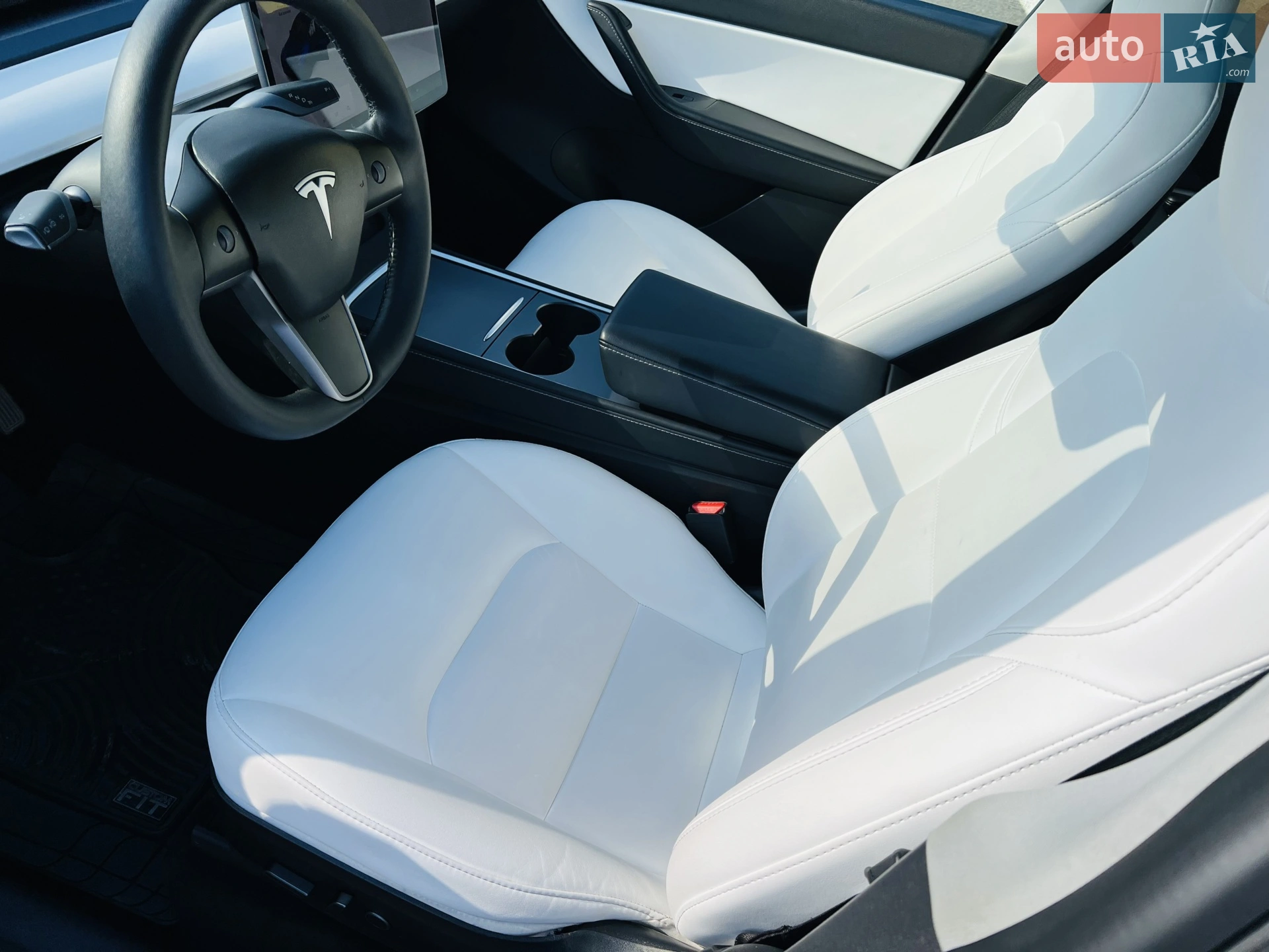 2021 Tesla Model Y - мініатюра 26