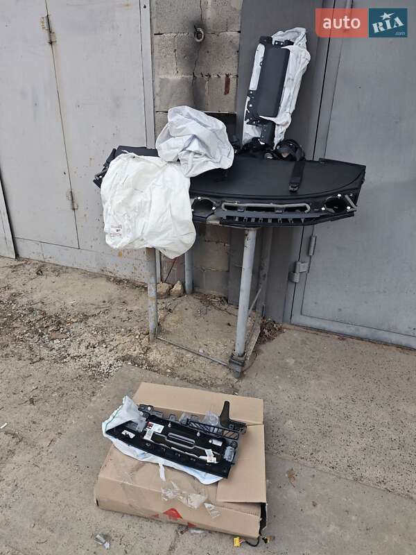 Внедорожник / Кроссовер Tesla Model Y 2022 в Киеве