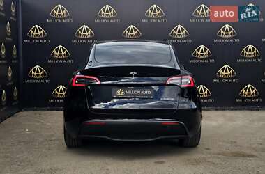 Внедорожник / Кроссовер Tesla Model Y 2021 в 
