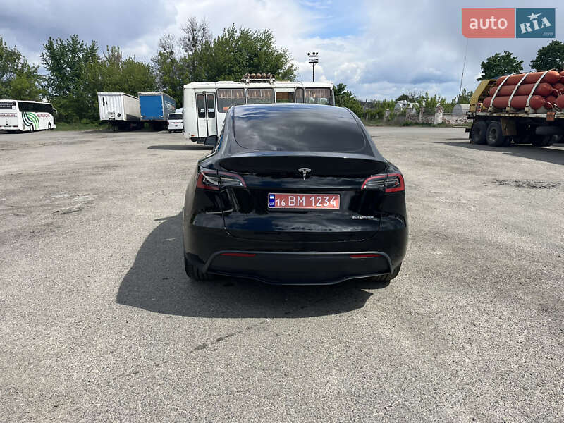 Внедорожник / Кроссовер Tesla Model Y 2023 в Радомышле