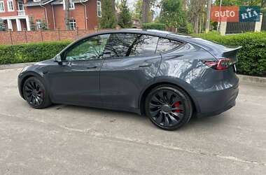 Внедорожник / Кроссовер Tesla Model Y 2022 в 