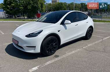 Внедорожник / Кроссовер Tesla Model Y 2022 в 