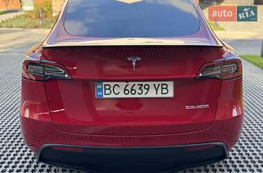 Внедорожник / Кроссовер Tesla Model Y 2021 в 