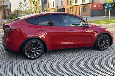 Внедорожник / Кроссовер Tesla Model Y 2021 в 