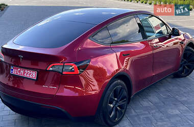 Внедорожник / Кроссовер Tesla Model Y 2024 в 