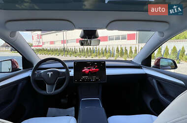 Внедорожник / Кроссовер Tesla Model Y 2024 в 
