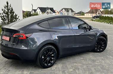 Позашляховик / Кросовер Tesla Model Y 2021 в 