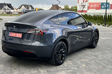 Позашляховик / Кросовер Tesla Model Y 2021 в 