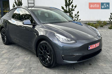 Позашляховик / Кросовер Tesla Model Y 2021 в 