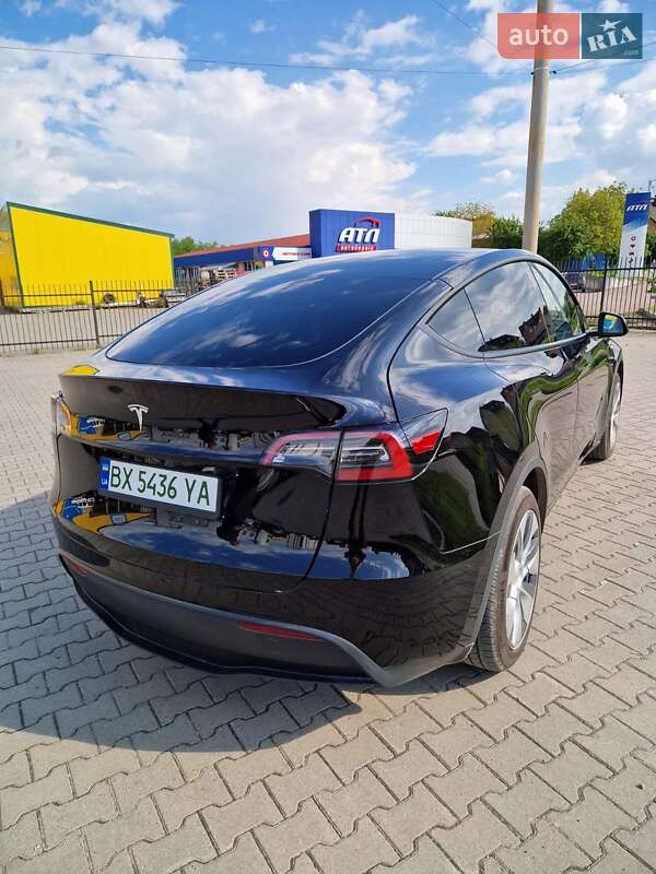 Позашляховик / Кросовер Tesla Model Y 2023 в Хмельницькому
