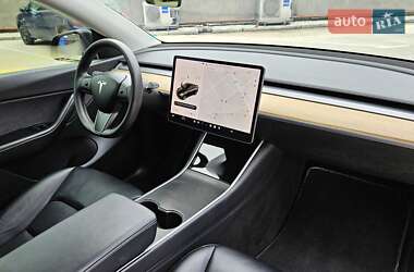 Внедорожник / Кроссовер Tesla Model Y 2020 в 