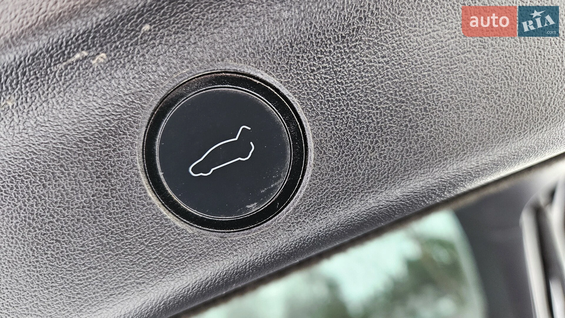 2020 Tesla Model Y - мініатюра 13