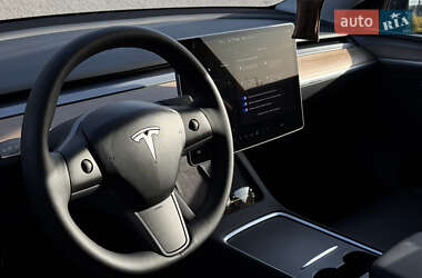 Внедорожник / Кроссовер Tesla Model Y 2023 в 