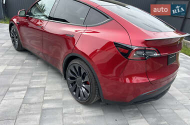 Внедорожник / Кроссовер Tesla Model Y 2024 в 